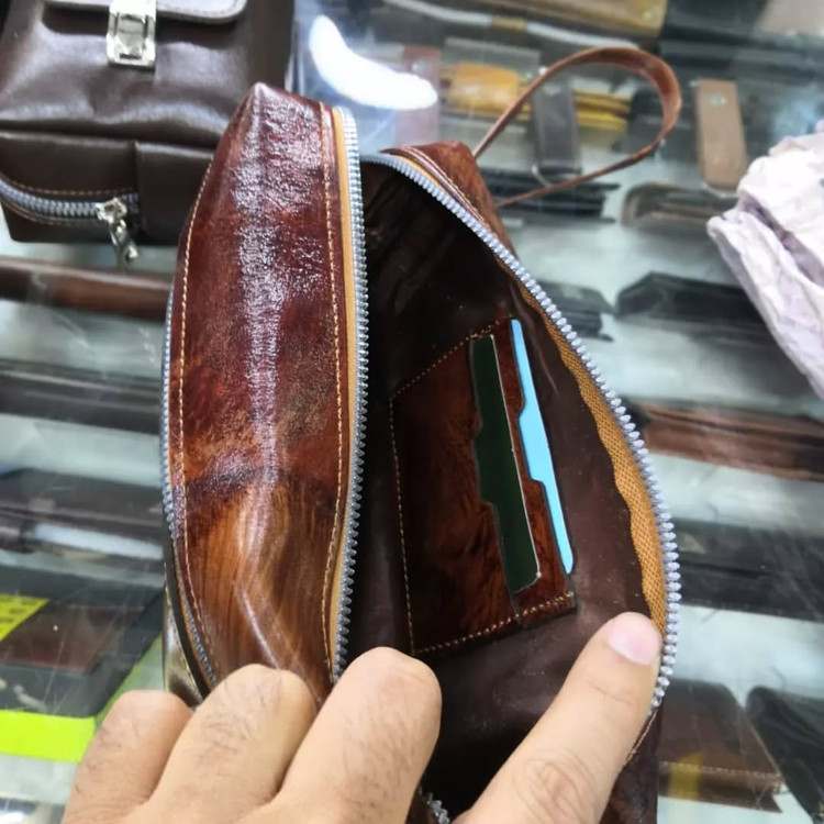 خرید شوزبگ چرم گاوی دسترنگ مونت بلانک