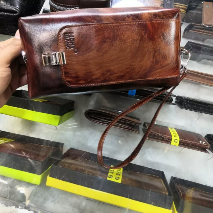 خرید شوزبگ چرم گاوی دسترنگ مونت بلانک