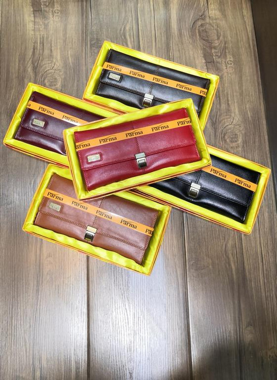 خرید کیف زنانه دستی بزرگ چرم گاوی طبیعی پارما