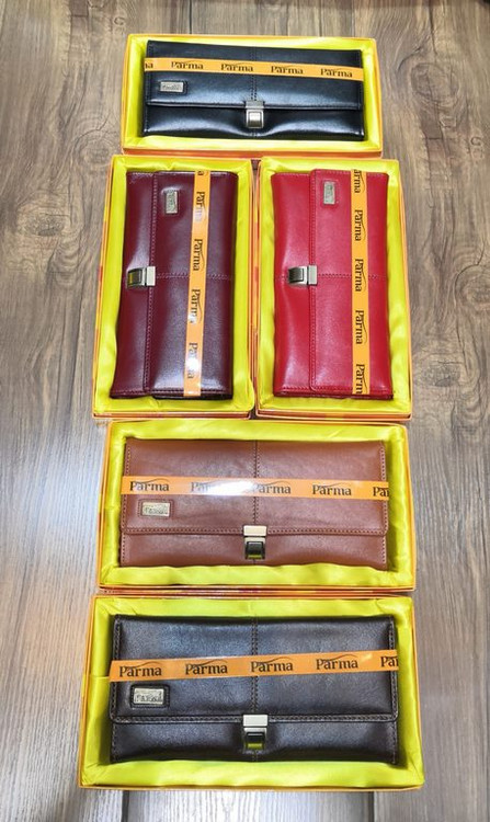 خرید کیف زنانه دستی بزرگ چرم گاوی طبیعی پارما