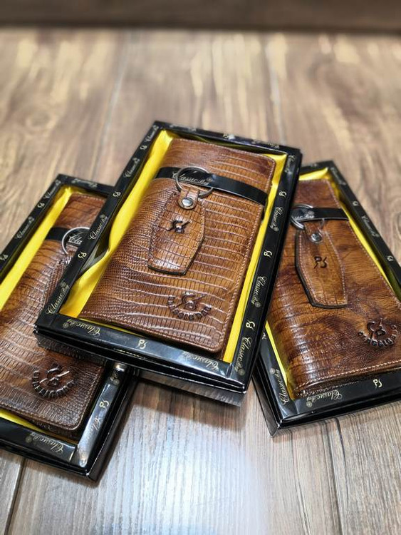 خرید کیف کتی مردانه چرم گاوی دسترنگ لزارد با جاکلیدی چرم گاوی ck