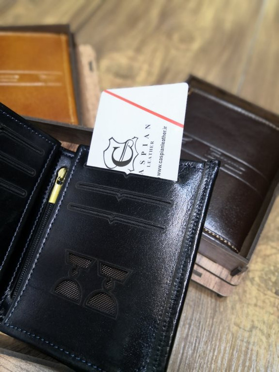 خرید کیف پول جیبی چرم گاوی طبیعی برند فراگاما