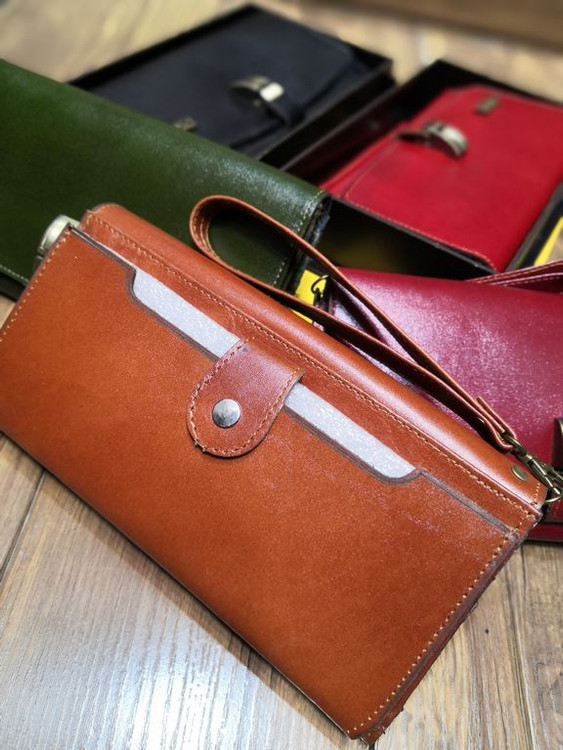 خرید کیف پول زنانه چرم گاوی طبیعی رنگی برند فندی