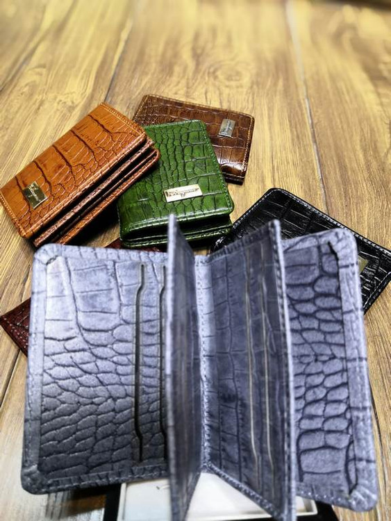 خرید جاکاراتی چرم گاوی طبیعی کرو ساده برند فراگاما