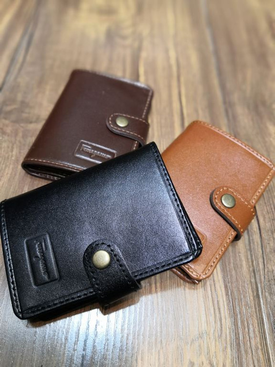 خرید جاکارتی چرم گاوی طبیعی دو البوم دکمه دار برند فراگاما