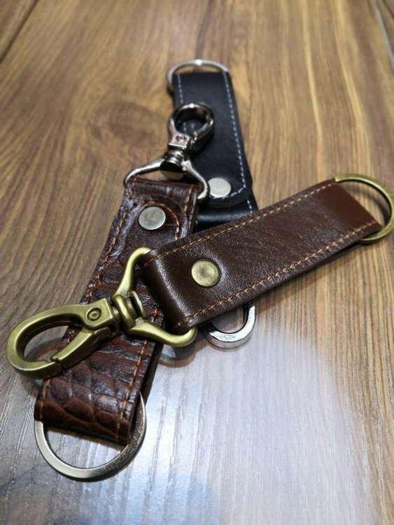 خرید جاکلیدی چرم گاوی پهن مردانه یراق اعلا
