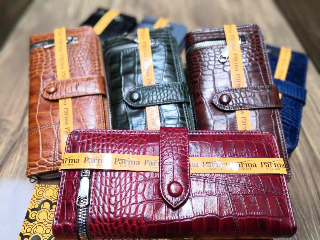 خرید کیف پول زنانه چرم گاوی طبیعی اصل کرو رنگی پارما