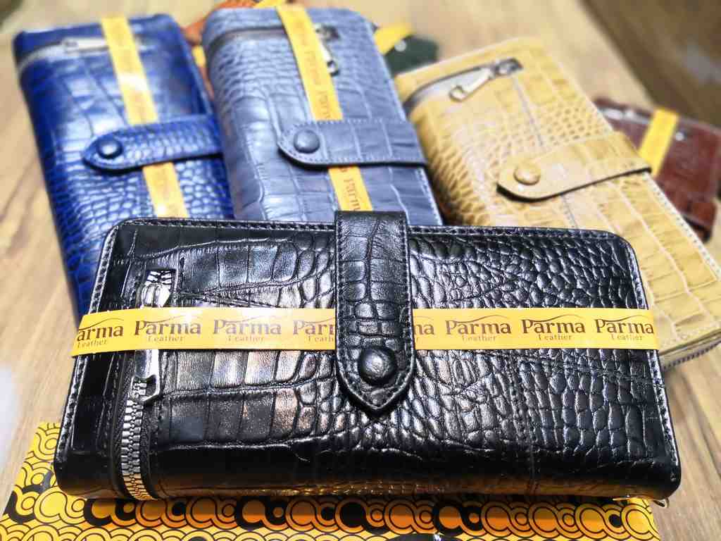 خرید کیف پول زنانه چرم گاوی طبیعی اصل کرو رنگی پارما