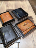 خرید کیف پول چرم مردانه سه لت گاوی دکمه دار