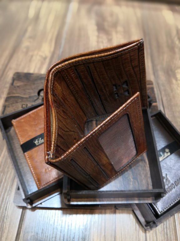 خرید کیف پول چرم مردانه سه لت جیبی کوچک برند ck