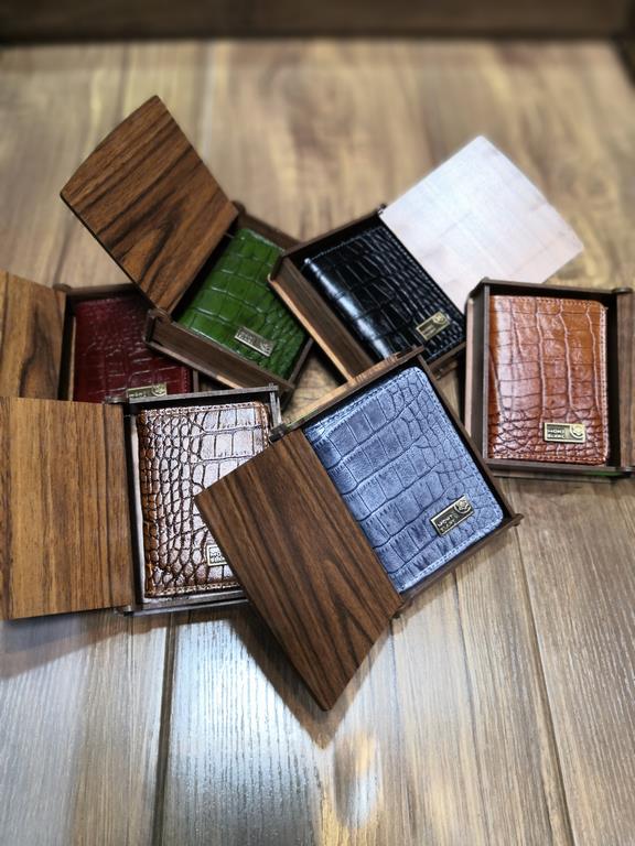 خرید جاکارتی چرم گاوی طبیعی کرو ساده رنگی مونت بلانک جعبه چوبی