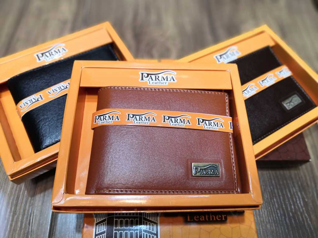 خرید کیف پول جیبی دوالبوم چرم گاوی طبیعی مارک فلزی پارما