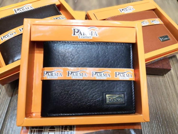 خرید کیف پول جیبی دوالبوم چرم گاوی طبیعی مارک فلزی پارما