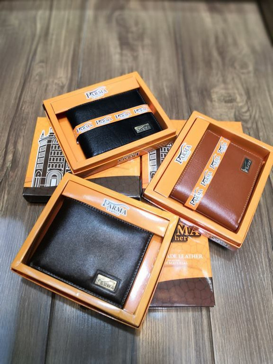 خرید کیف پول جیبی دوالبوم چرم گاوی طبیعی مارک فلزی پارما