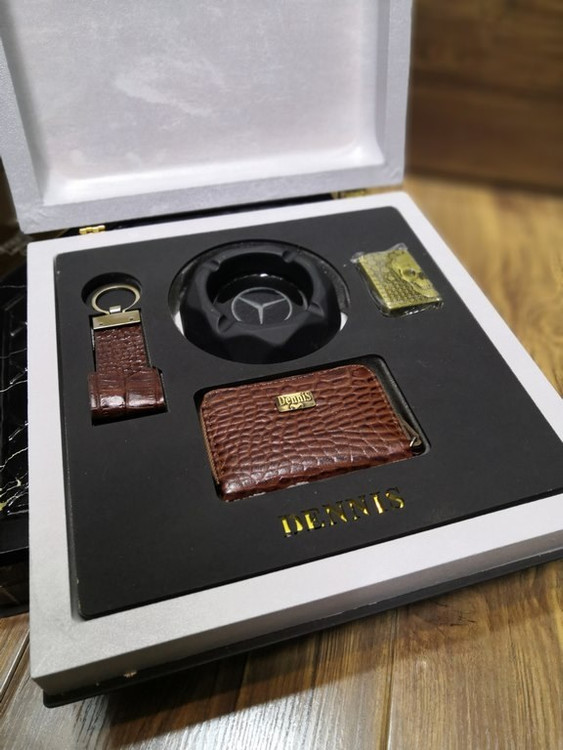 خرید ست هدیه کادو مردانه 4تیکه اعلا دنیس