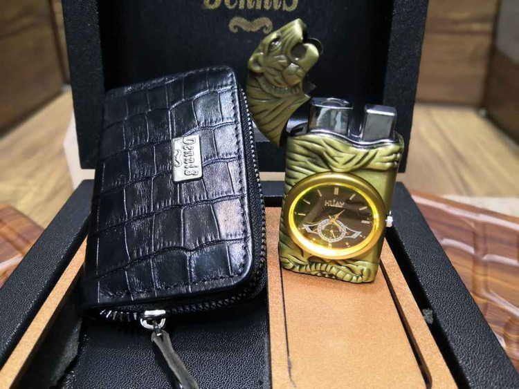 خرید ست هدیه جاکارتی چرم گاوی و فندک ساعتی چراغ دار گازی دنیس