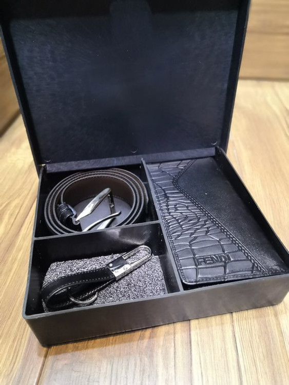 خرید ست کیف پول چرم گاوی طبیعی 3 تیکه جاکلیدی برند فندی