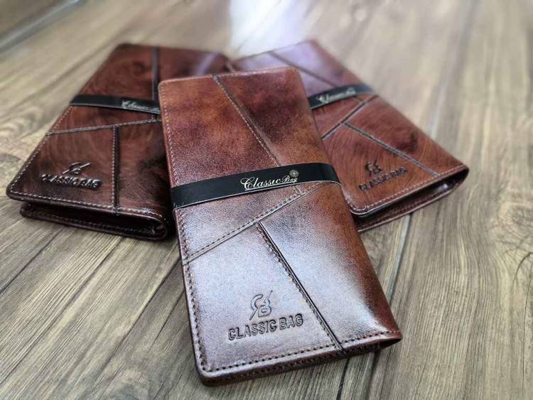 خرید کیف پول کتی چرم گاوی طبیعی دسترنگ خطی برند ck