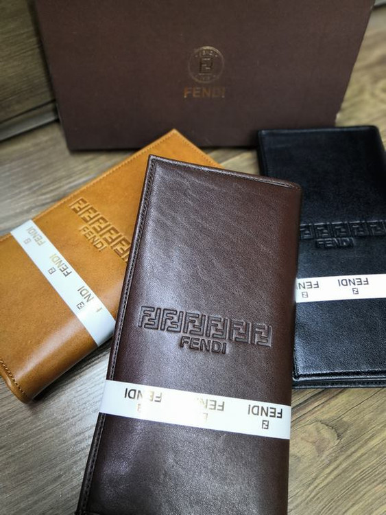 خرید کیف پول چرم مردانه کتی گاوی طبیعی اصل برند فندی